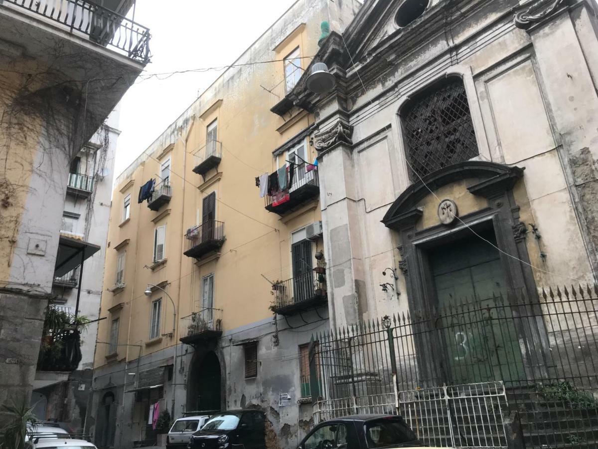 Apartamento Nel Cuore Di Napoli Exterior foto